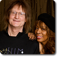 John Anderson and Donna Summer